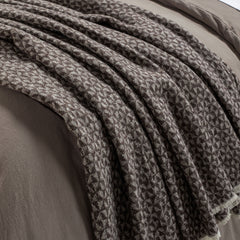 Coperta in cotone italiano con motivo geometrico di Garfagnana e lacci vegani (taglia Twin)