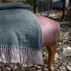 Coperta in cotone italiano con motivo a spina di pesce Forte Dei Marmi con passante vegano (taglia twin)